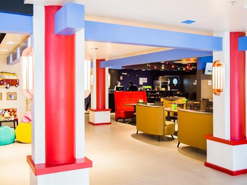 Ibis Styles Porto Alegre Centro -5 Minutos Da Rodoviaria E Do Moinhos De Vento Hotell Eksteriør bilde